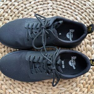 Dr. Martens Unisex Reeder Black Utility Shoes size 10. Never worn!
